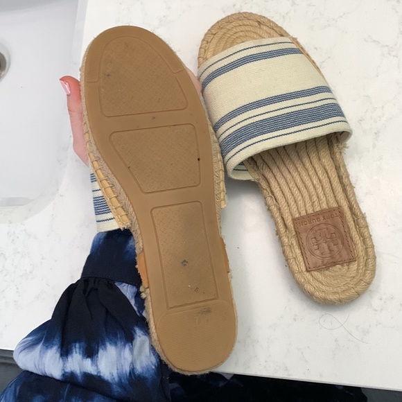 Tory Burch slip on espadrille sandals - Picture 4 of 6